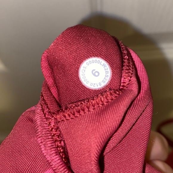 Final price Lululemon Sports Bra - Picture 6 of 6